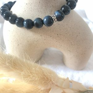 Bracelet en oeil de faucon sur vase