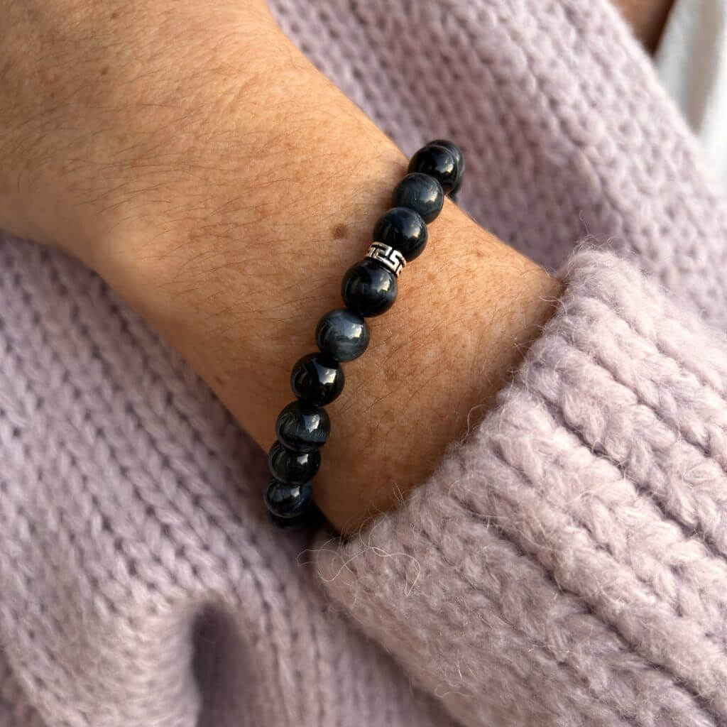 Bracelet en oeil de faucon porté